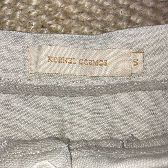 Kernel Cosmos, Solid Beige Chino Style, Thick Casual Shorts, Size Small Preppy - Picture 2 of 8